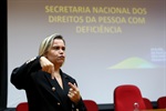 Priscila Gaspar, diretora de políticas públicas da Secretaria Nacional dos Direitos da Pessoa com Deficiência, no Ministério da Mulher, da Família e dos Direitos Humanos