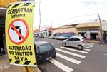 Após alteração de sentido na avenida Doutor João Teodoro, faixa de pedestres continuou à esquerda do cruzamento