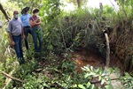 Esgoto foi direcionado para uma área de preservação ambiental