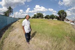 Terreno ao lado da unidade de ensino poderá ser usado como estacionamento