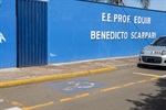 Fachada da escola estadual