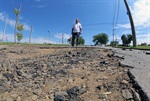Moradores do Alto da Boa Vista reclamam da precariedade do asfalto