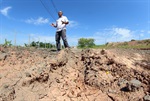 Moradores do Alto da Boa Vista reclamam da precariedade do asfalto