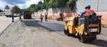 Vereador acompanha operação tapa-buracos na avenida Brasília