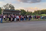 Estudantes sofrem com superlotação em ônibus
