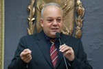 Presidente da Câmara, vereador Gilmar Rotta (PP), é autor da homenagem a vicentinos