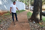 Praça Ludovico apresenta problemas no calçamento