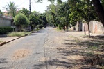 Ruas esburacadas denotam problemas básicos da formação do Santa Rita