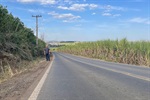 Estrada que dá acesso aos bairros rurais de Santana e Santa Olímpia