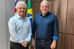 Presidente da Câmara, vereador Gilmar Rotta (PP), reuniu-se com o médico Agnaldo Psicopo para conhecer o programa "Crianças salvam vidas"