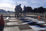 Vereador Thiago Ribeiro (PSC) acompanhou pintura de sinalização de solo em frente à escola no bairro Jardim Alvorada