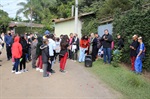 Autoridades, escolares e comunidade se integram em plantio na Itaiçaba