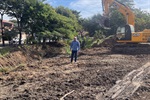 Moradores locais reclamavam de sujeira e mato alto no local
