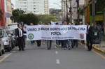 Delegados e policiais civis percorreram as ruas centrais da cidade