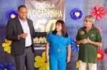 Homenagem foi entregue na sede da escola, em solenidade que contou com a participação dos alunos e professores da escola