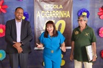 Homenagem foi entregue na sede da escola, em solenidade que contou com a participação dos alunos e professores da escola