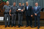 Solenidade de entrega do Título de Policial Padrão foi realizada na noite desta sexta-feira (23) no Salão Nobre Helly de Campos Melges