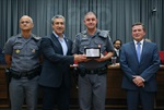 Solenidade de entrega do Título de Policial Padrão foi realizada na noite desta sexta-feira (23) no Salão Nobre Helly de Campos Melges