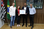 Voto de congratulações academia QuadCorp