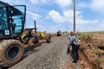 Ana Pavão acompanhou ações da Semob na estrada Senhora Antonia Lidia de Almeida Barros, no Campestre