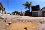 Obras inacabadas do Semae comprometem moradores do Jardim Paineiras