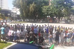 Mobilização reuniu dezenas de pessoas na praça José Bonifácio