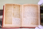 Entre 103 itens documentais, livro traz matérias de jornais, bilhetes e manuscrito redigido pelo próprio Honorato Faustino