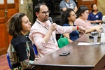 Roda de conversa no auditório da Escola Estadual Sud Mennucci