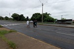 Fluxo de pedestres e de veículos aumentou após inauguração de atacado