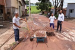 Vereador registrou trechos mais críticos da avenida que será recapeada