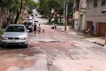 Vereador registrou trechos mais críticos da avenida que será recapeada