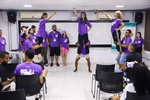 Atividades circenses e música fazem parte da linguagem adotada pelo grupo para tratar de temas como ansiedade, depressão e bullying