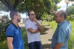 Vereador Gustavo Pompeo (Avante) e secretário de Obras, Paulo Ferreira da Silva, percorreram a praça