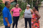 Entre as principais demandas apresentadas ao vereador está a colocação e assentamento de cascalho nas ruas de Anhumas