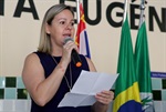 A professora Karina Trevisan Fernandez Ferraz recebeu um Voto de Congratulações pelo trabalho desenvolvido com os alunos