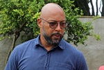 A pedido de moradores, vereador Acácio Godoy vistoriou as condições de espaço esportivo no bairro Cecap