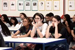 Parlamentar está percorrendo várias unidades escolares desde a semana passada para abordar a temática