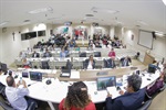 Câmara discute ampliação de assentos para obesos em estabelecimentos