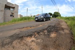 Ruas esburacadas comprometem as regiões do Santo Antonio e São Jorge