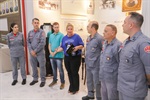 Cerimônia de leitura e entrega do quadro alusivo à moção de aplausos ao 16º Grupamento de Bombeiros - Piracicaba aconteceu no espaço "Prudente de Moraes", no Hall do Salão Nobre da Câmara