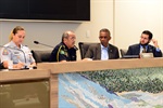 Major Adriana, capitão Silas, João Manoel e Matheus Erler durante a reunião
