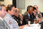 Delegado Ricardo Fiore, major Adriana, capitão Silas, João Manoel, Matheus Erler e Fábio Dionísio durante a reunião