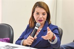 Dirigente de Ensino, secretário de Educação, deputada Bebel, professores, estudantes e lideranças comunitárias participaram do debate promovido pela Comissão de Educação