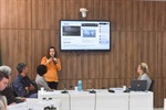 Dirigente de Ensino, secretário de Educação, deputada Bebel, professores, estudantes e lideranças comunitárias participaram do debate promovido pela Comissão de Educação