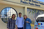 Vereadora acompanha obras da cobertura da escola municipal Padre Baron