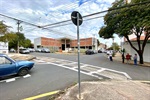 Vereador visita bairros com a titular da Semuttran