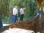 Pedro Cruz visita obras no bairro Água Branca