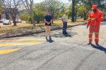 Vereador Gustavo Pompeo acompanhou obras sendo feitas na avenida Comendador Luciano Guidotti