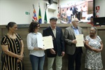 Entrega de homenagem aconteceu na 49ª Reunião Ordinária