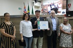 Entrega de homenagem aconteceu na 49ª Reunião Ordinária